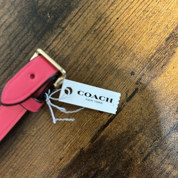 Coach floral travel passport cover and luggage tag - Picture 2 of 4